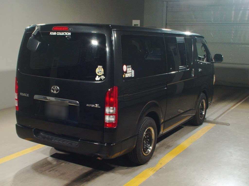 2009 Toyota Hiace Van TRH200V[1]