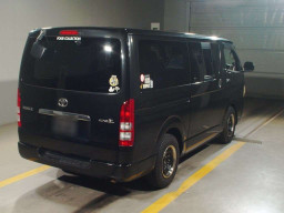 2009 Toyota Hiace Van