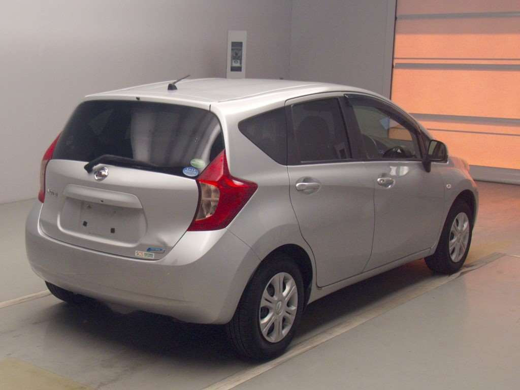 2013 Nissan Note E12[1]