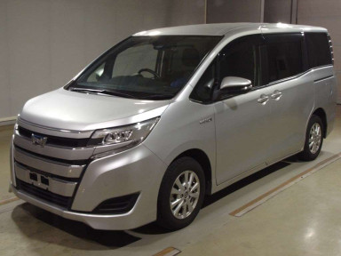 2019 Toyota Noah