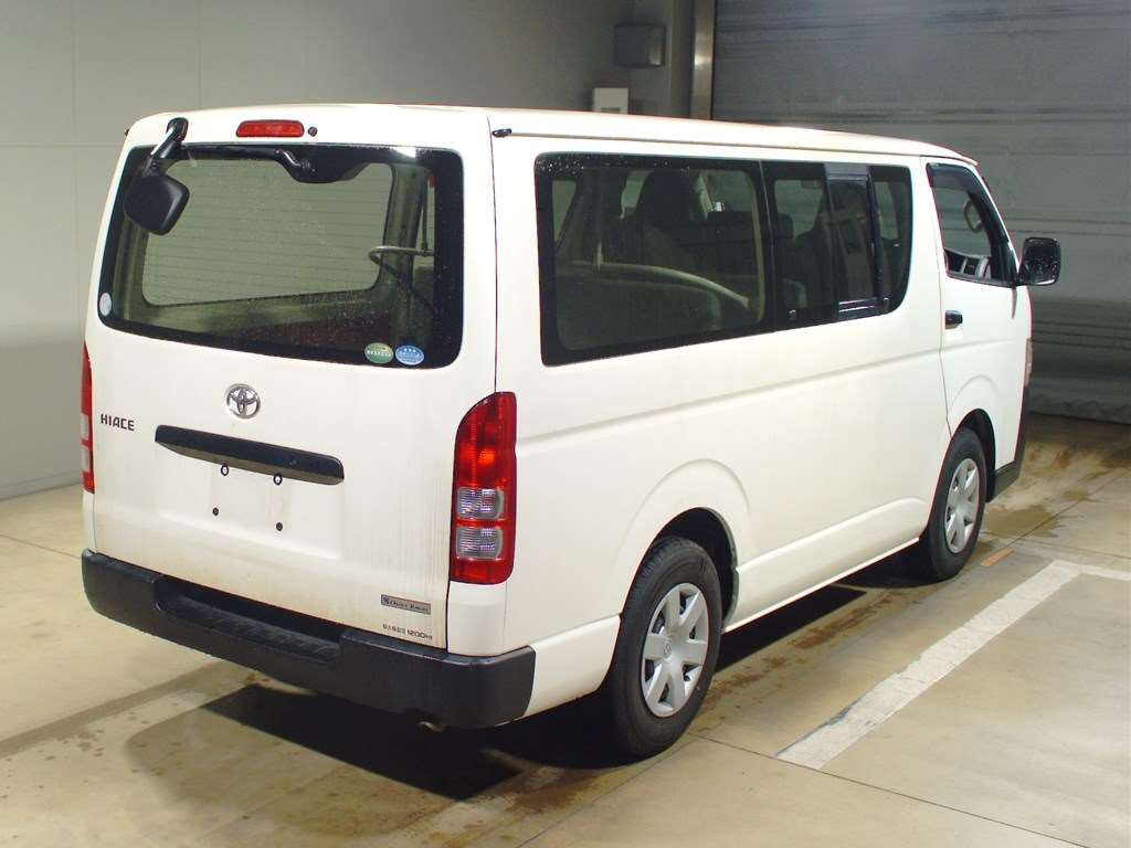 2013 Toyota Hiace Van TRH200V[1]