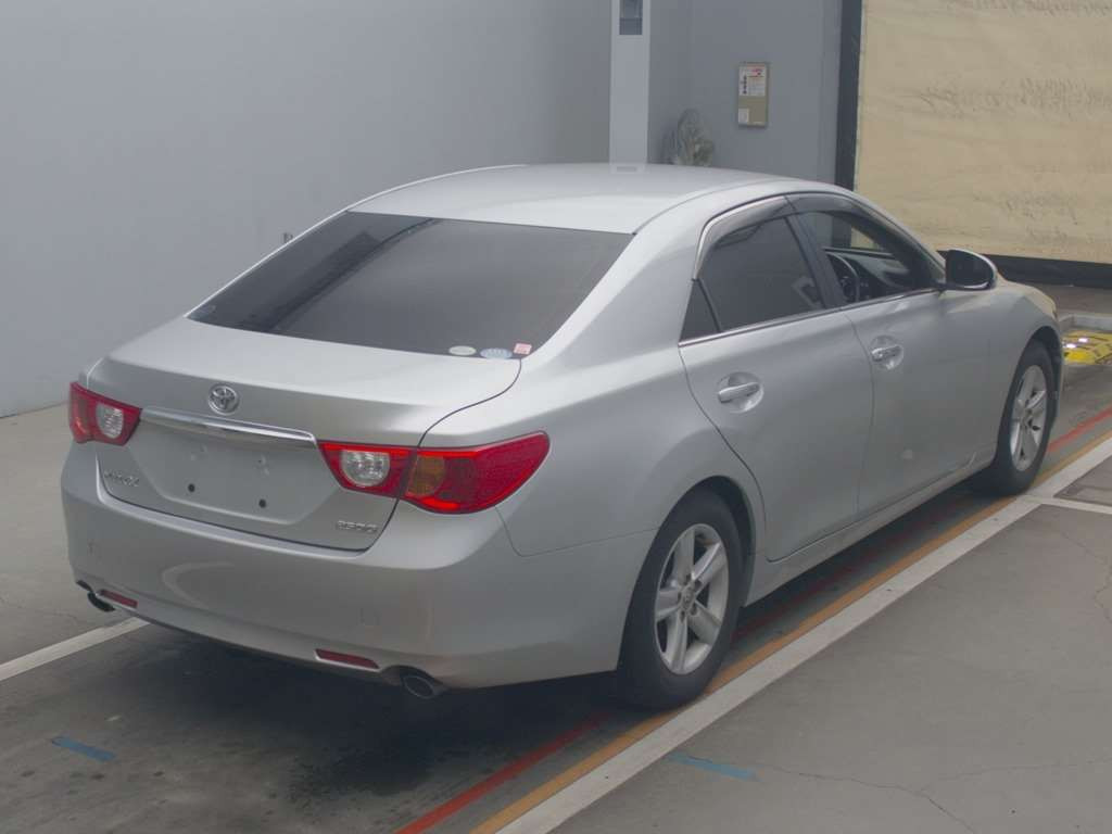 2012 Toyota Mark X GRX130[1]