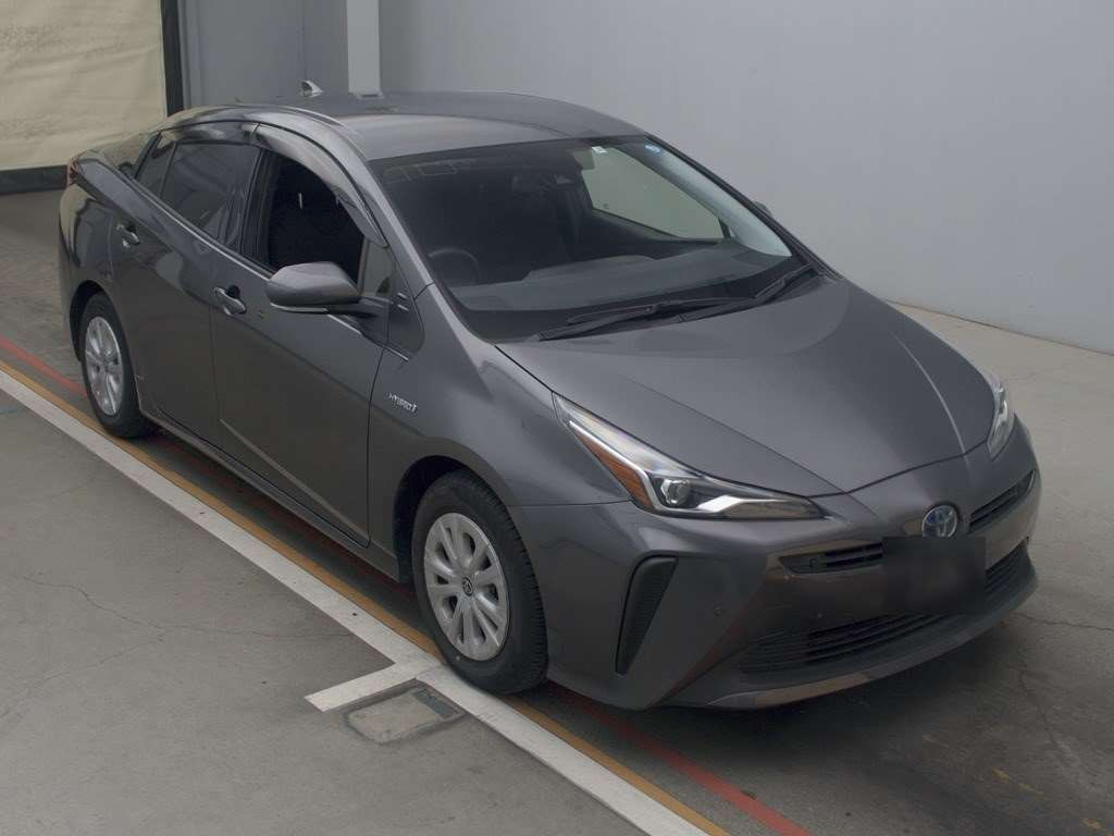 2019 Toyota Prius ZVW51[2]