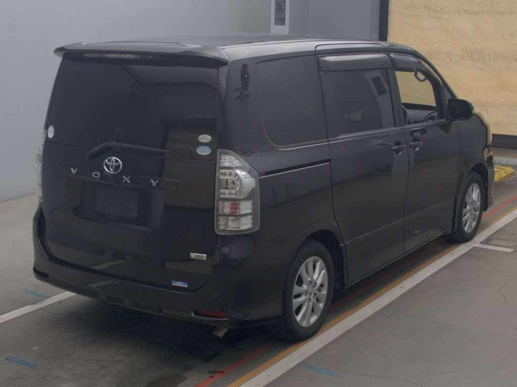 2012 Toyota Voxy ZRR70W[1]