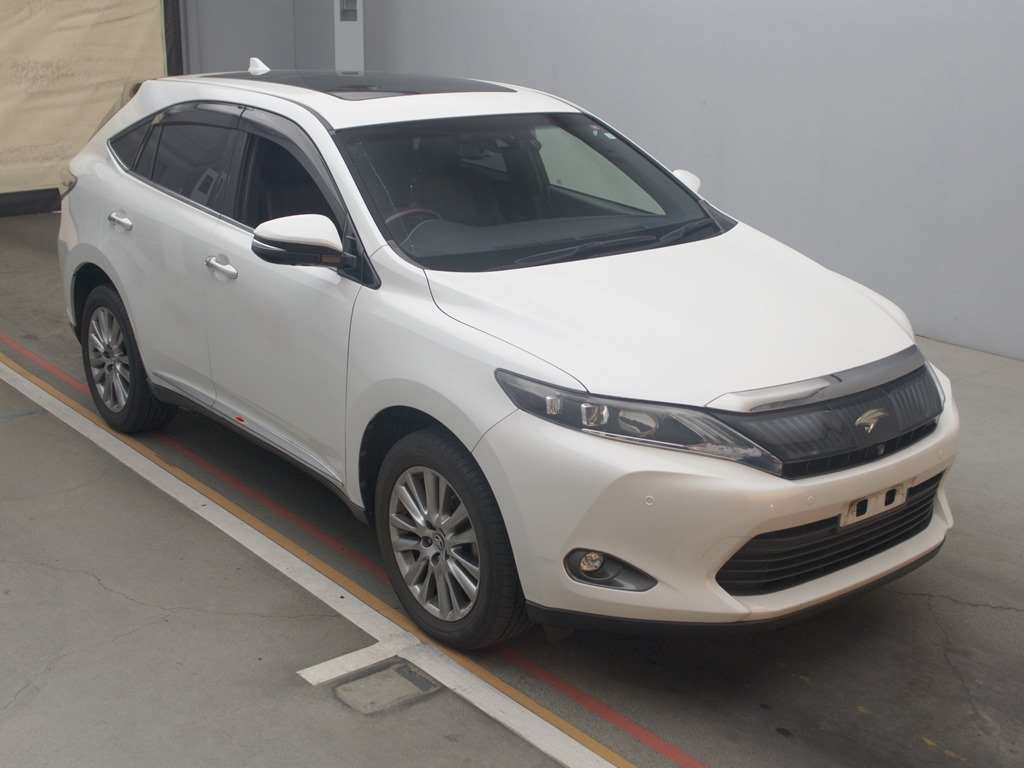 2015 Toyota Harrier ZSU60W[2]