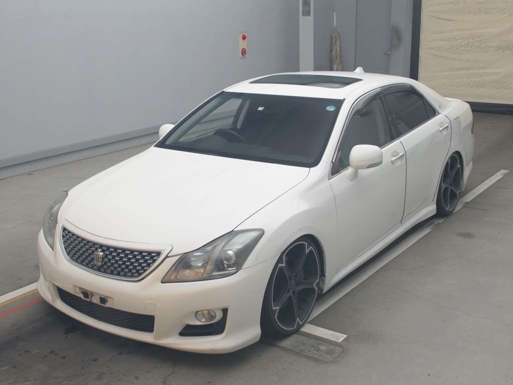 2009 Toyota Crown GRS204[0]