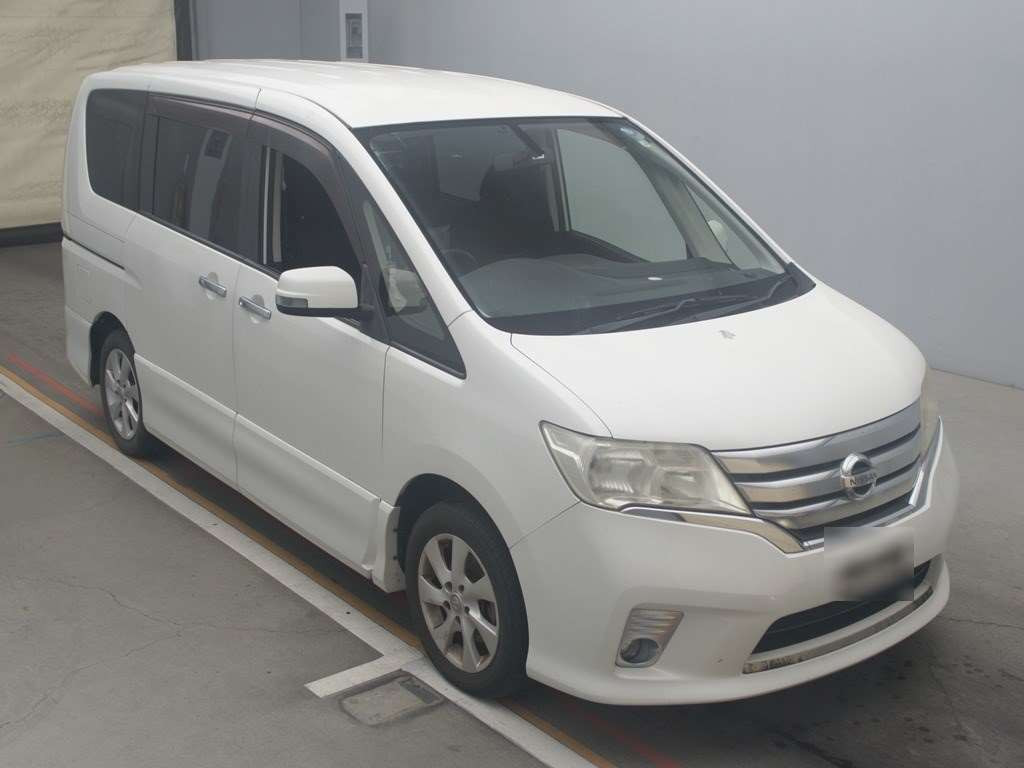 2011 Nissan Serena FC26[2]