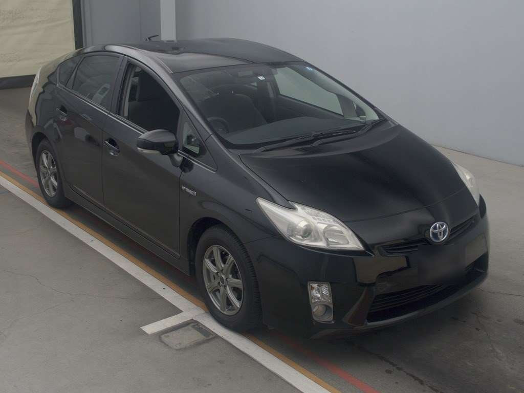 2011 Toyota Prius ZVW30[2]