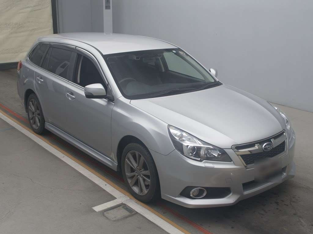 2013 Subaru Legacy Touring Wagon BRM[2]