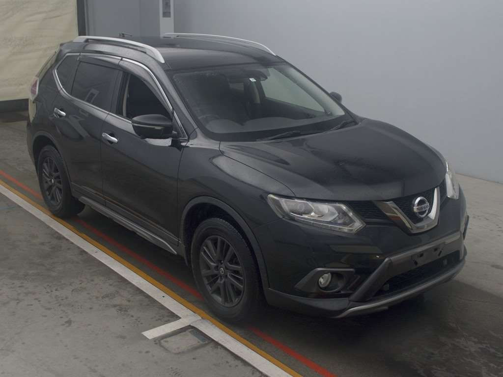 2015 Nissan X-Trail NT32[2]