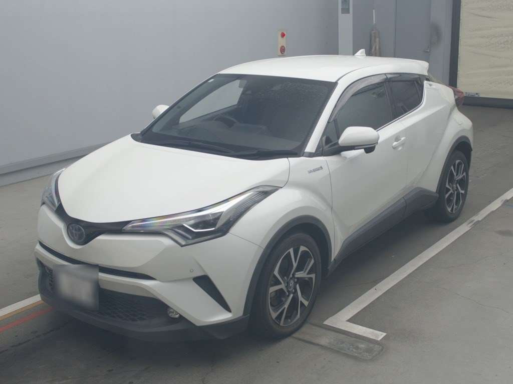 2018 Toyota C-HR ZYX10[0]