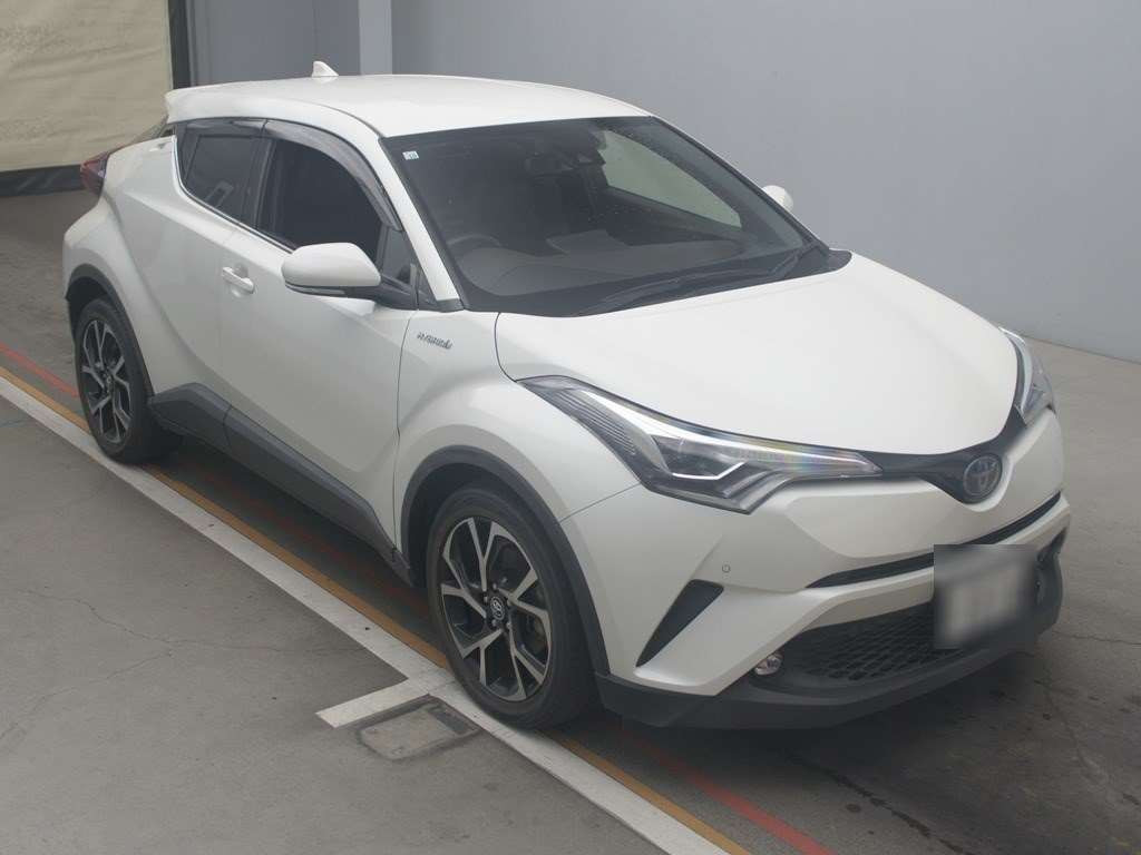 2018 Toyota C-HR ZYX10[2]