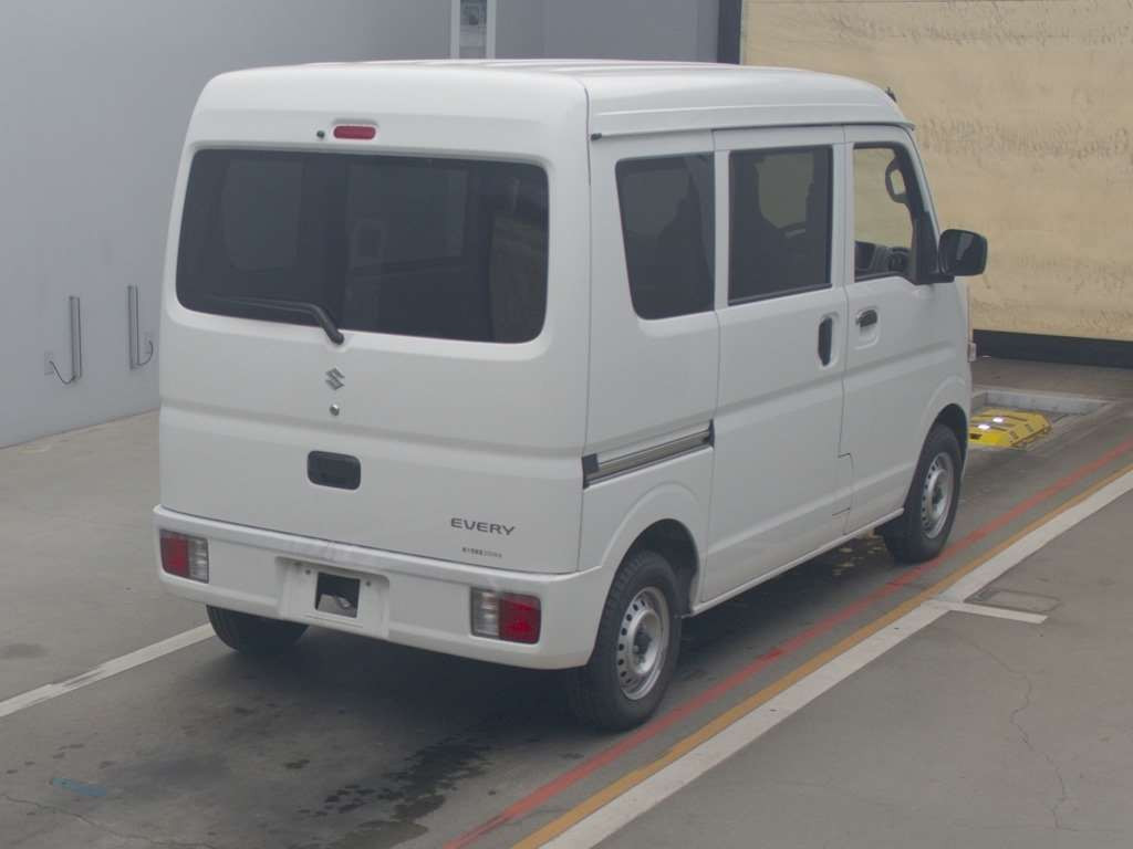 2022 Suzuki Every DA17V[1]