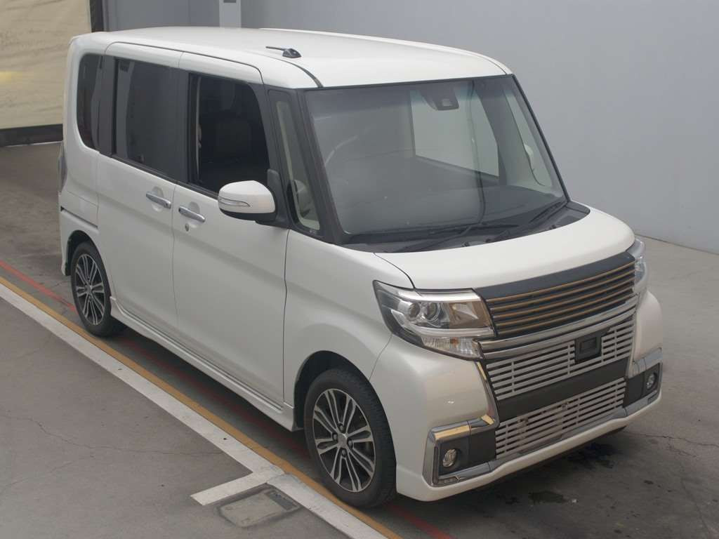 2016 Daihatsu Tanto LA600S[2]