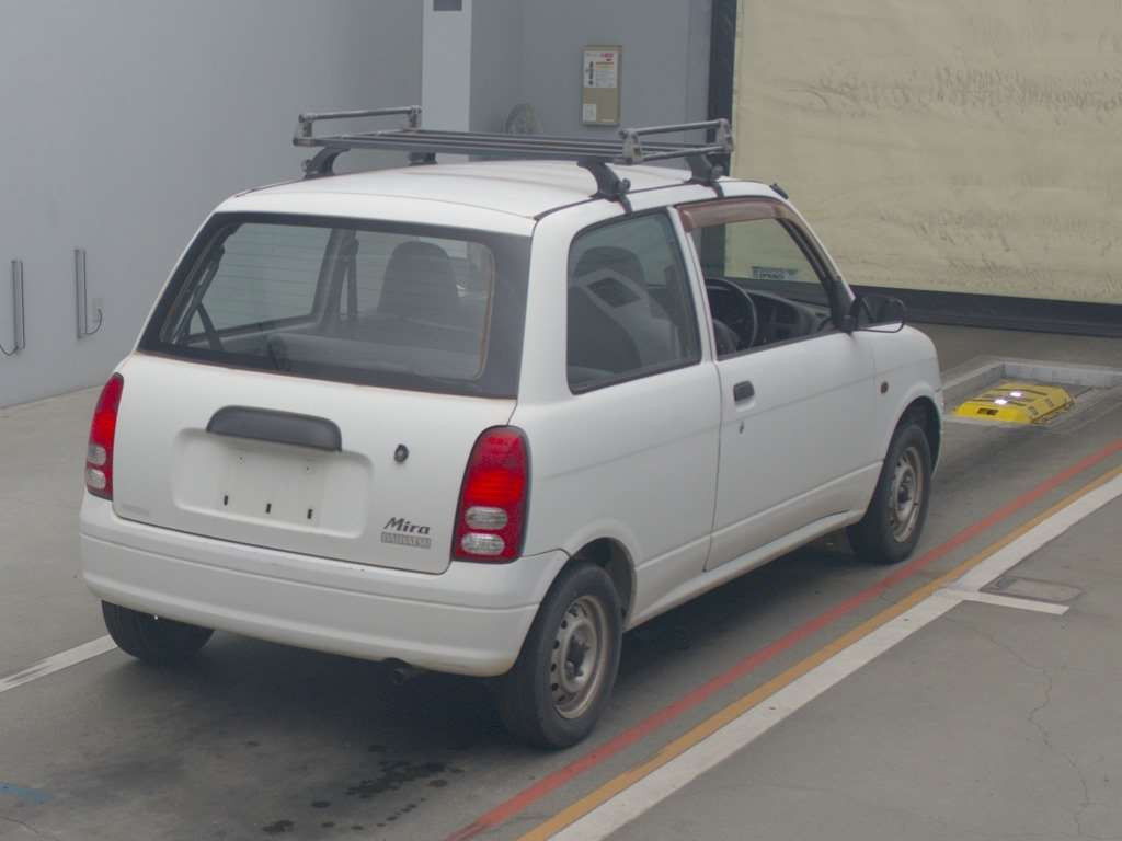 2001 Daihatsu Mira L700V[1]