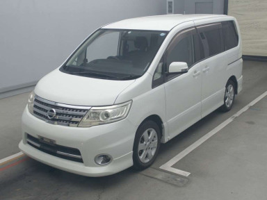 2009 Nissan Serena