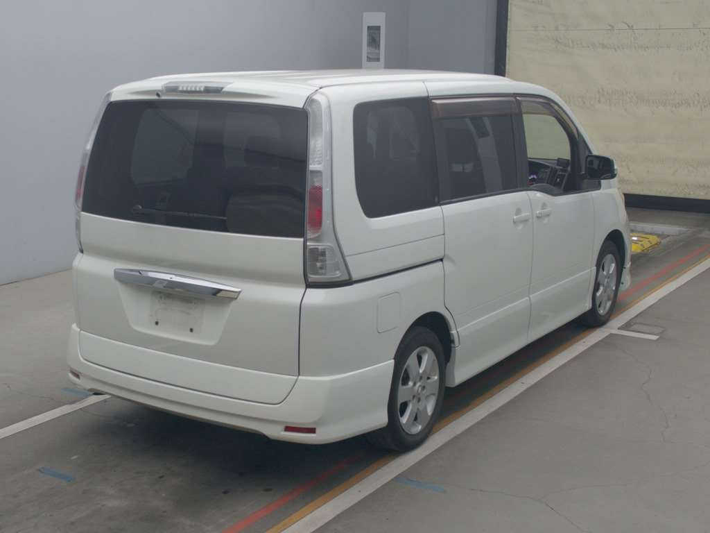 2009 Nissan Serena CC25[1]