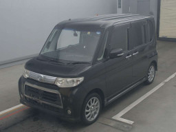 2011 Daihatsu Tanto