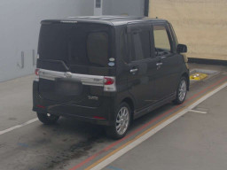 2011 Daihatsu Tanto