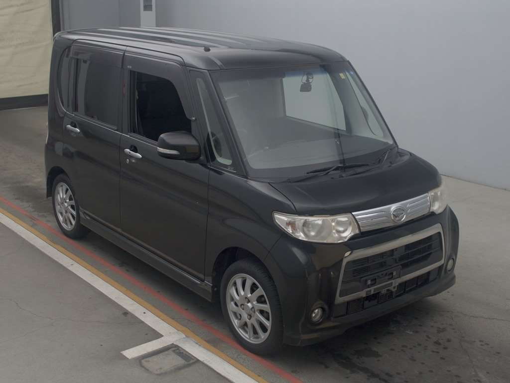 2011 Daihatsu Tanto L385S[2]