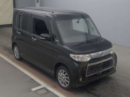 2011 Daihatsu Tanto