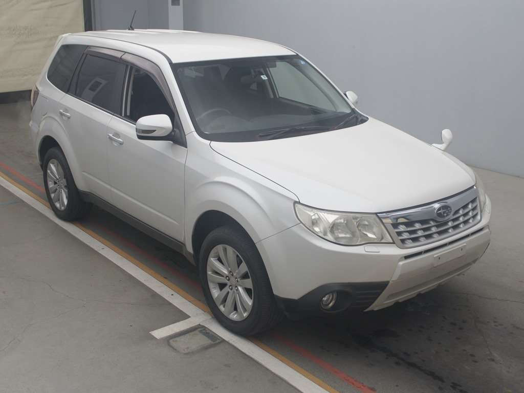 2011 Subaru Forester SHJ[2]