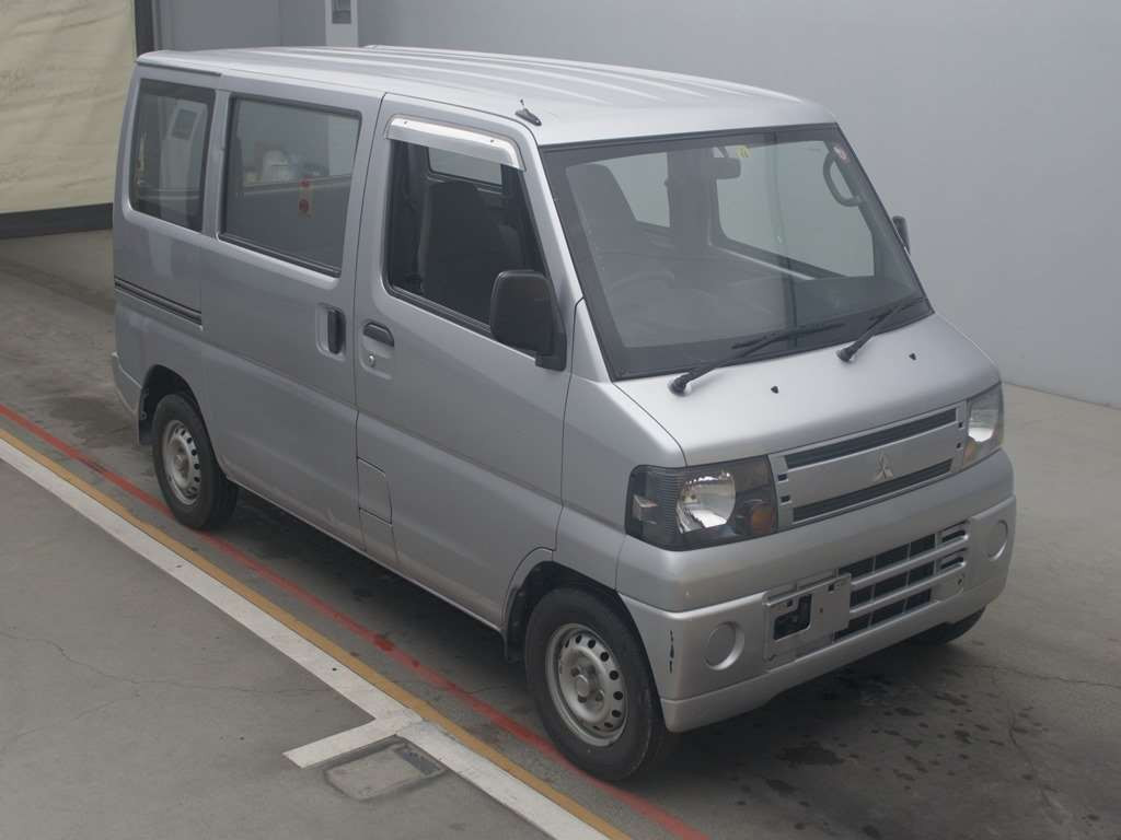 2010 Mitsubishi Minicab Van U61V[2]