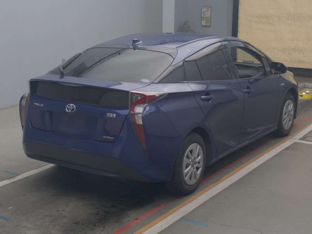 2018 Toyota Prius ZVW55[1]