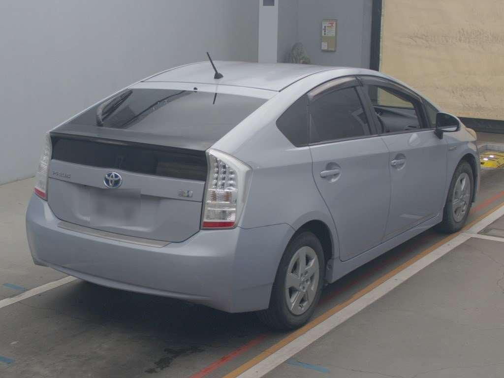 2009 Toyota Prius ZVW30[1]