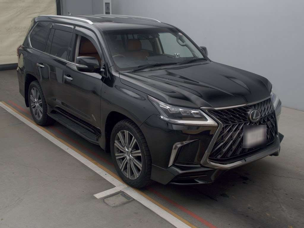 2016 Lexus LX URJ201W[2]