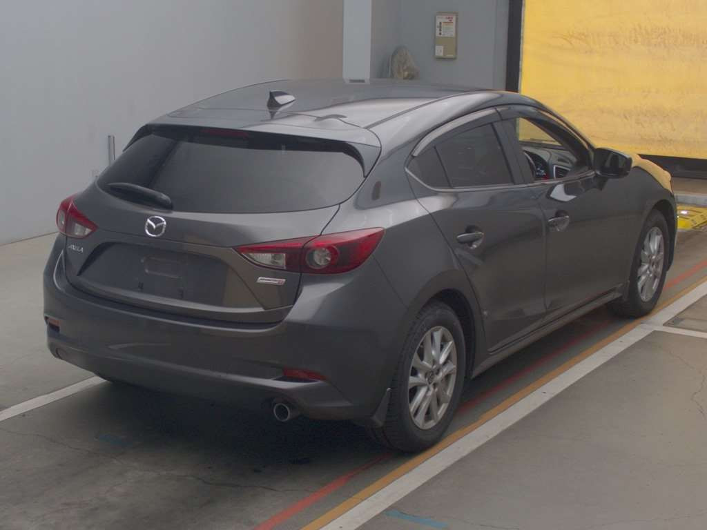 2017 Mazda Axela Sport BMLFS[1]