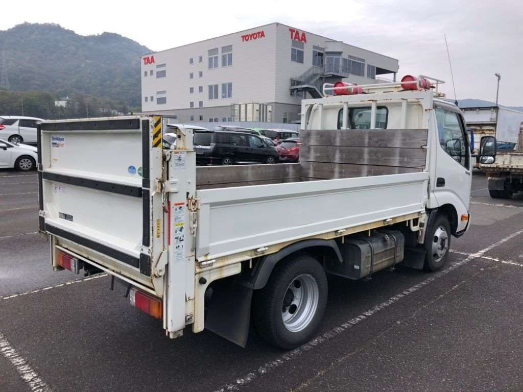 2018 Hino DUTRO XZU605M[1]