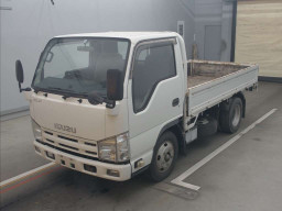 2013 Isuzu Elf Truck