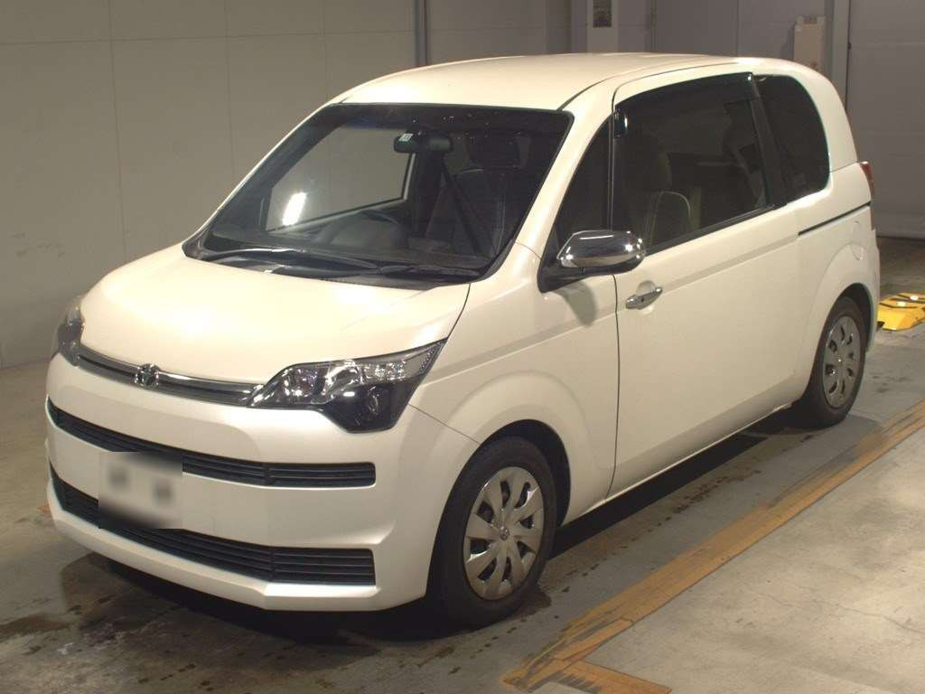 2015 Toyota Spade NSP141[0]