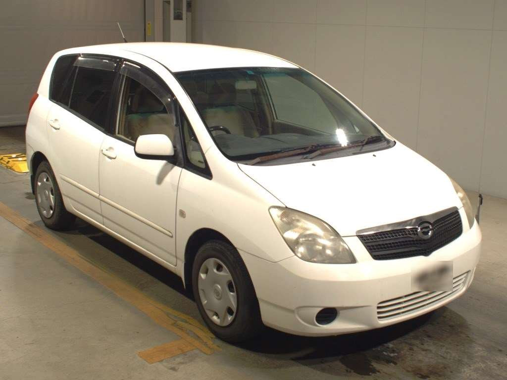 2001 Toyota Corolla Spacio NZE121N[2]