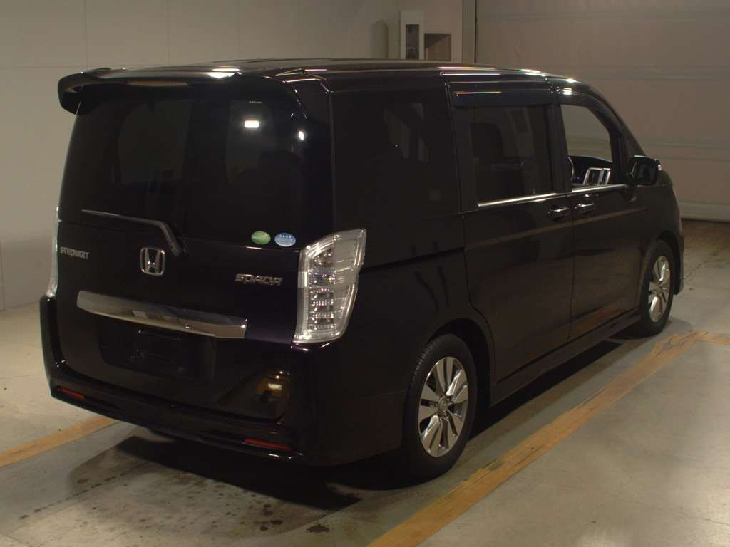 2013 Honda Step WGN Spada RK5[1]