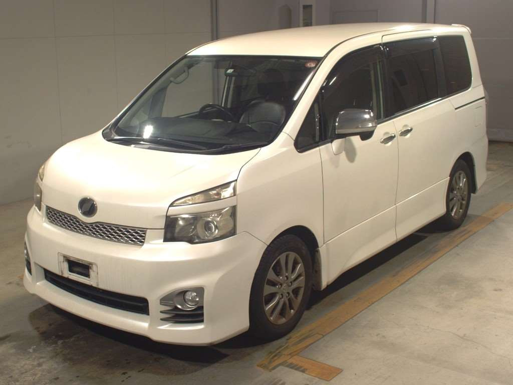 2011 Toyota Voxy ZRR70W[0]