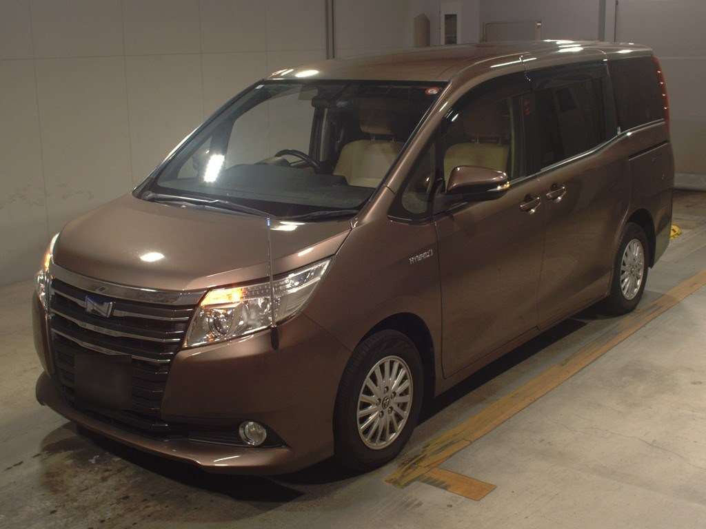 2014 Toyota Noah ZWR80G[0]