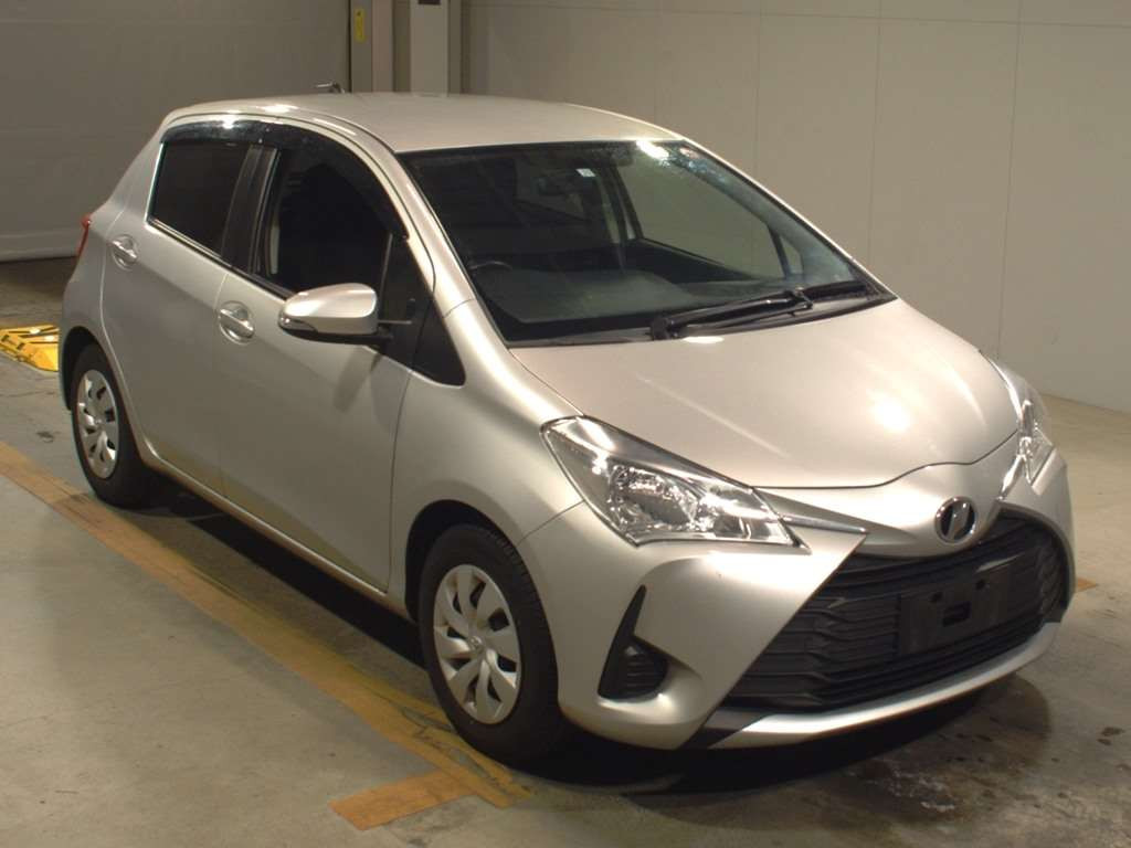 2019 Toyota Vitz NSP130[2]