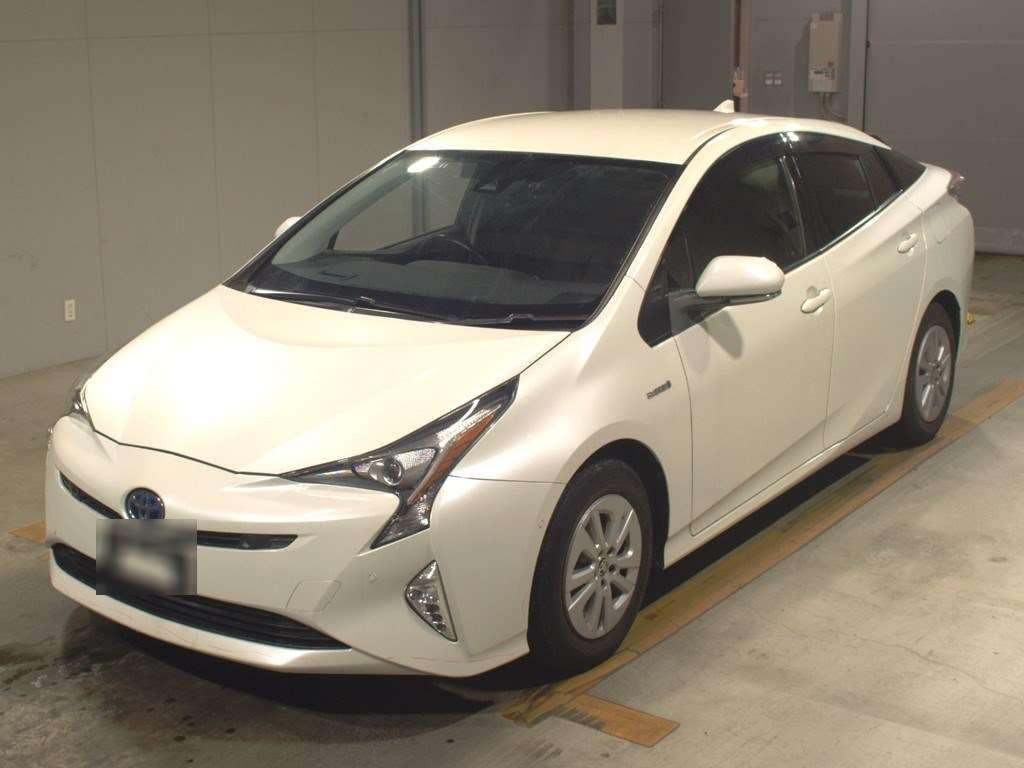 2017 Toyota Prius ZVW50[0]