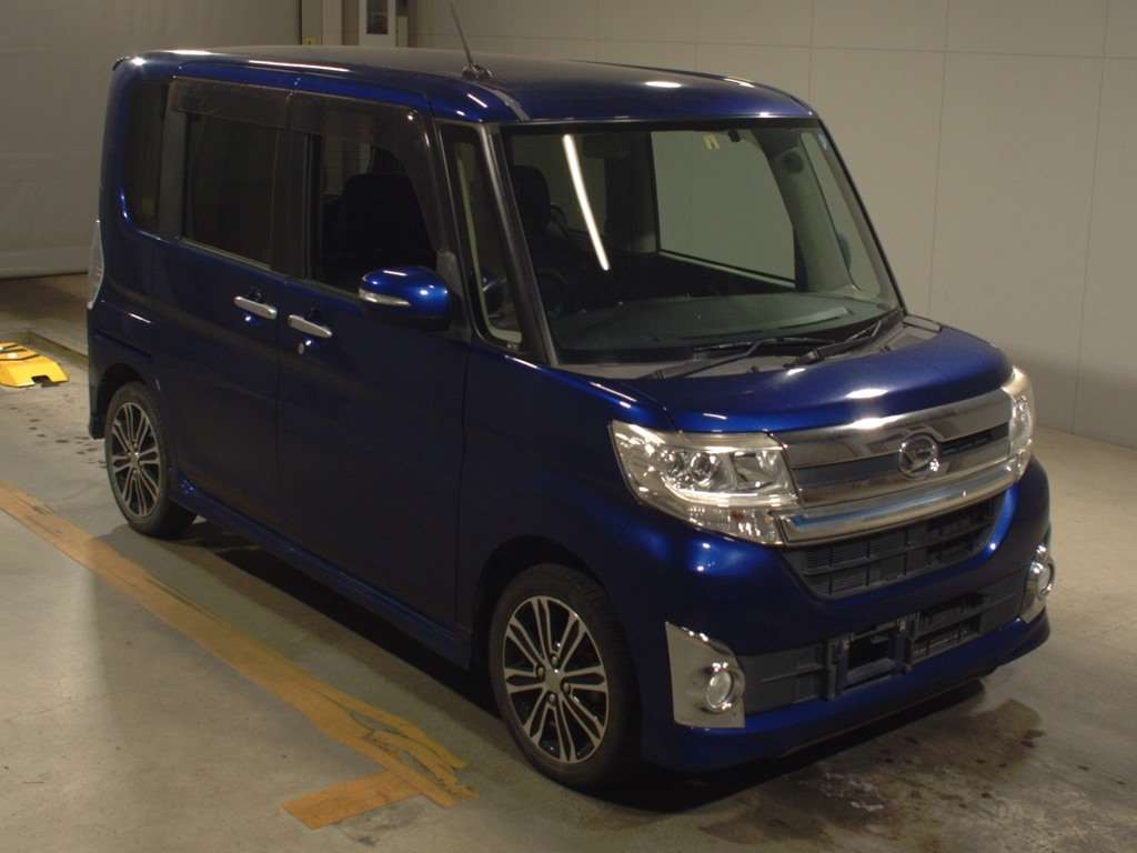 2015 Daihatsu Tanto Custom LA600S[2]