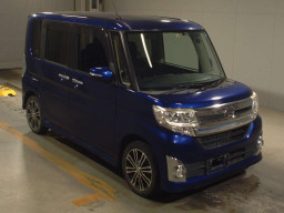 2015 Daihatsu Tanto Custom