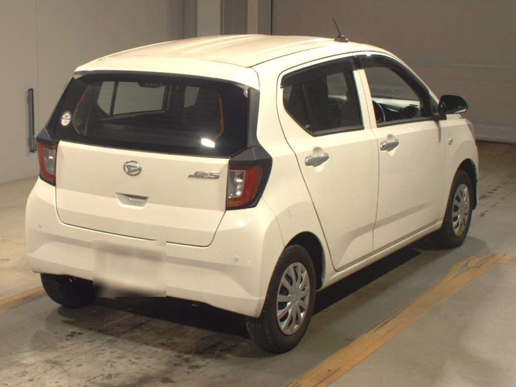 2021 Daihatsu Mira es LA350S[1]