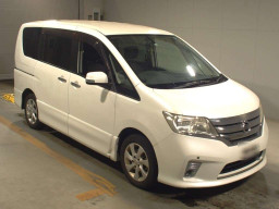 2011 Nissan Serena