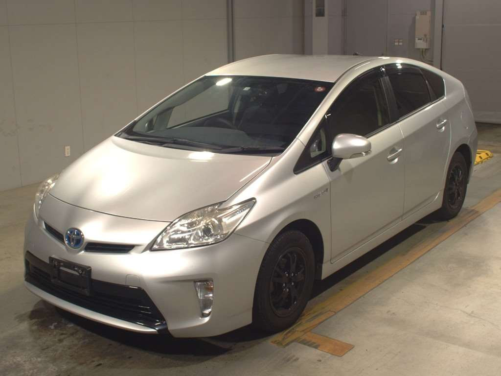 2015 Toyota Prius ZVW30[0]