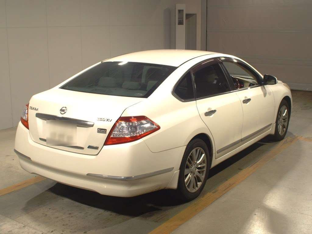 2013 Nissan Teana J32[1]