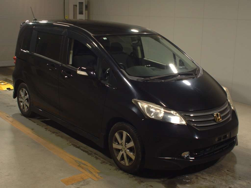 2008 Honda Freed GB3[2]