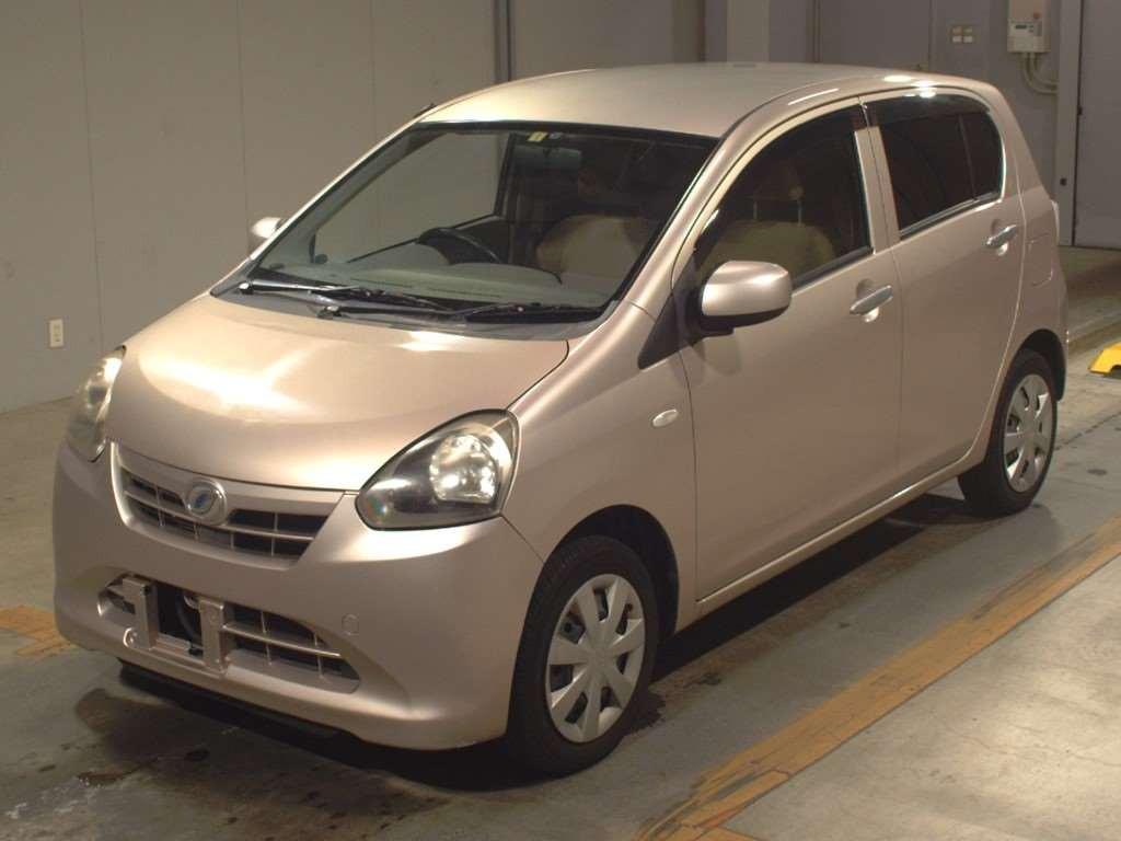 2013 Daihatsu Mira es LA300S[0]