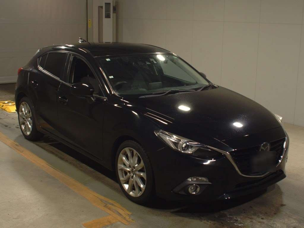 2016 Mazda Axela Sport BMEFS[2]