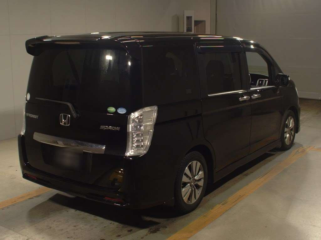 2012 Honda Step WGN Spada RK5[1]